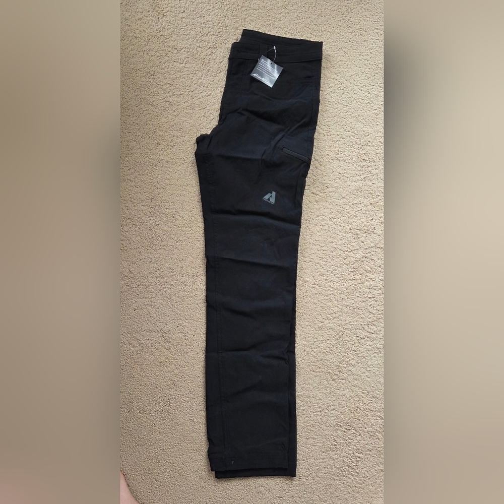 NEW Eddie Bauer Guide Pants For Women. Sz 6